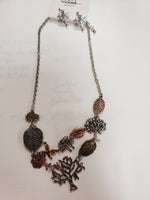 Tree and leaf Necklace with earrings